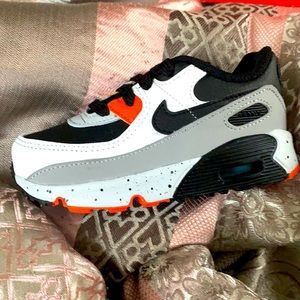 Brand new Nike air max